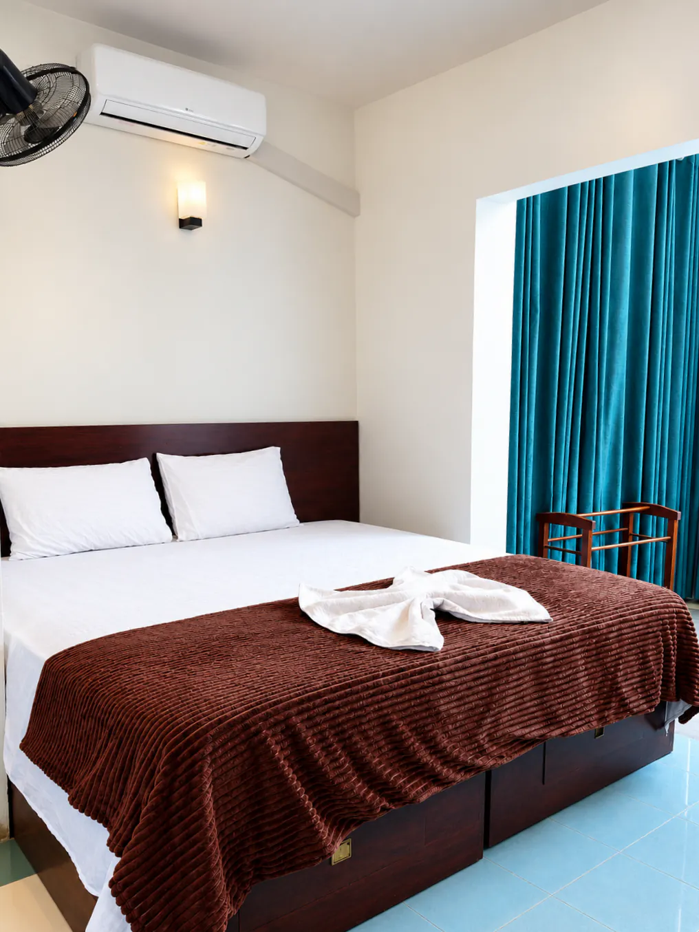 A/C Ocean Room